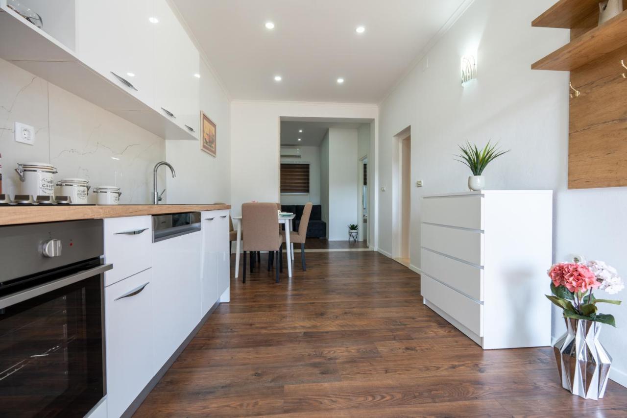 Ivano Appartement Ston Buitenkant foto